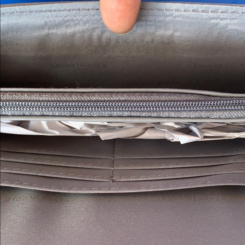 Hand Wallet - Picture 6 of 9